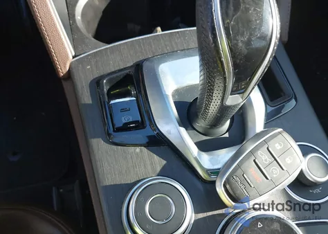 2020 Alfa Romeo Stelvio Ti Awd z USA, uszkodzony, nr VIN ZASPAKBN4L7C90553